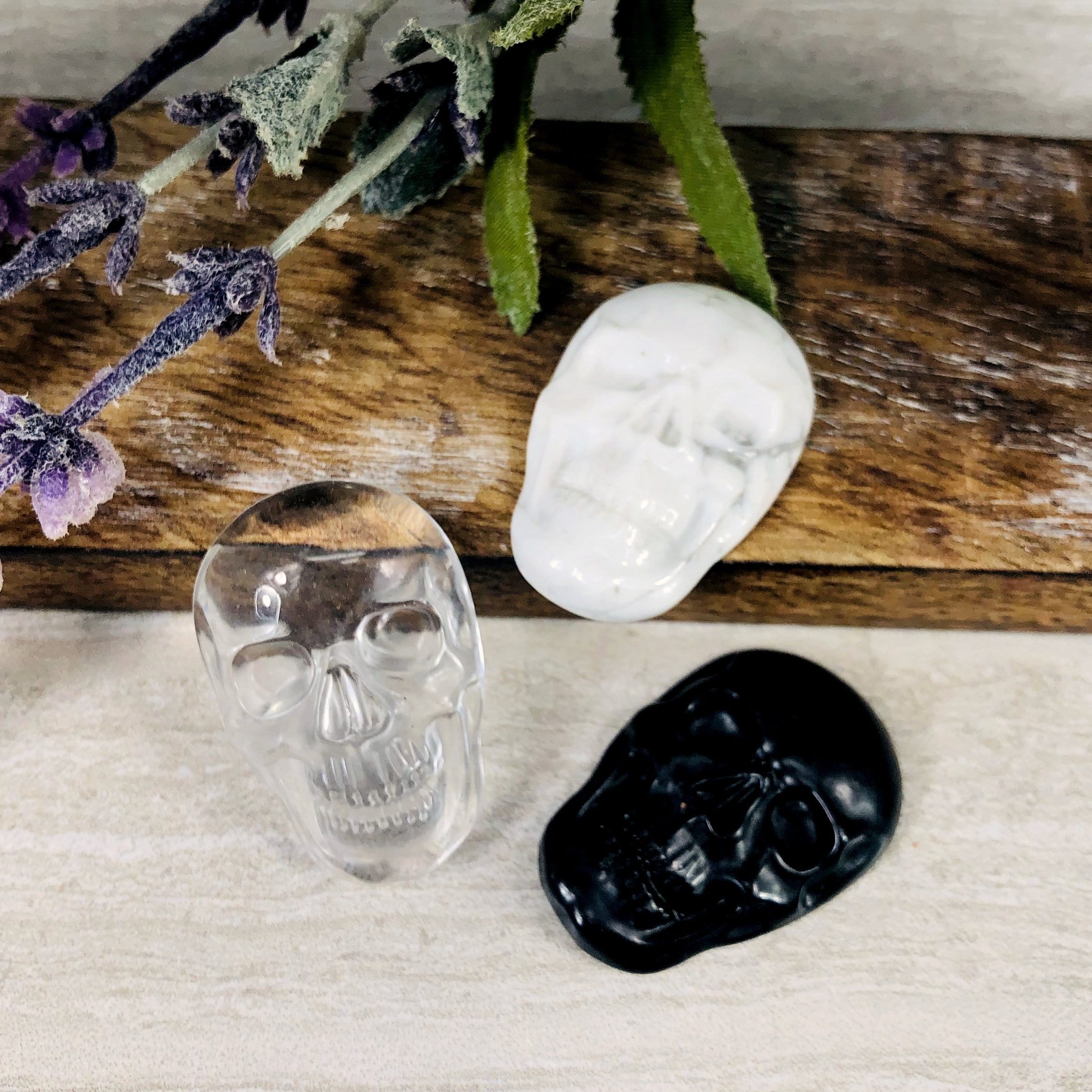 Gemstone Skull Shaped Cabochon (RK33B24)