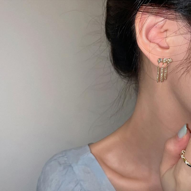 Simple Zircon Chain Tassel Earrings