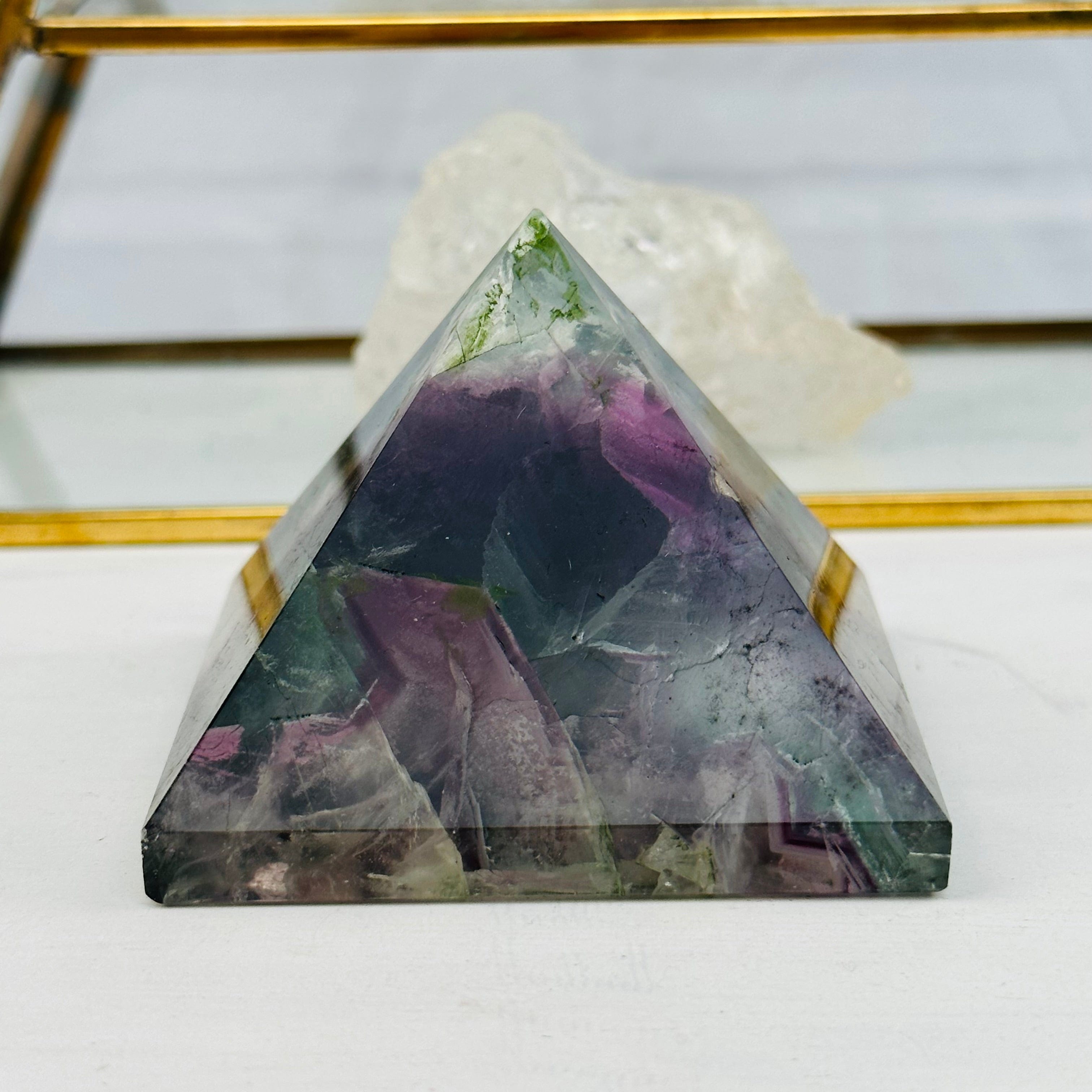 Fluorite Pyramid AA Quality (LB-BLKCAB-S5B)